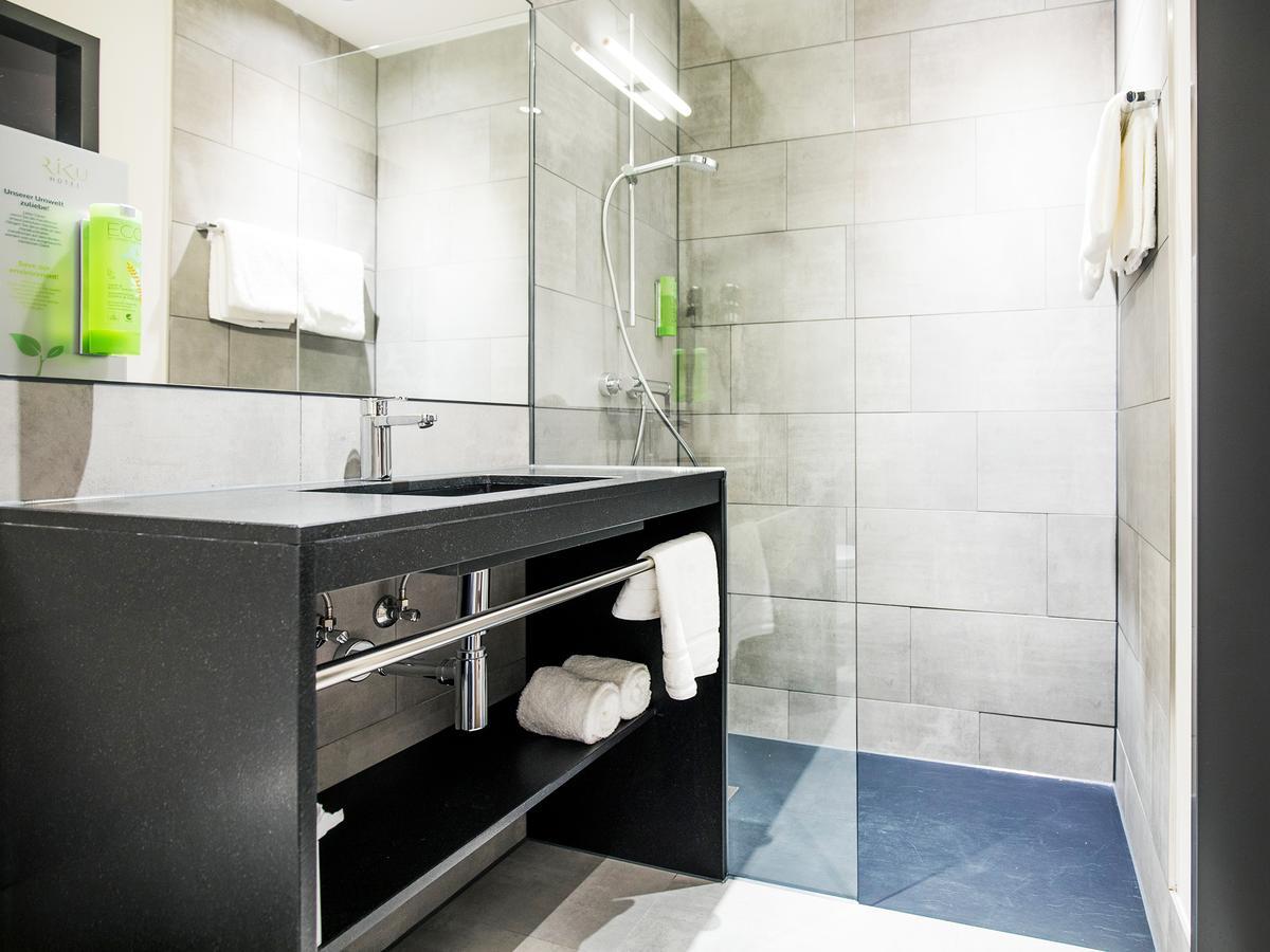 Riku Hotel Ulm Bagian luar foto