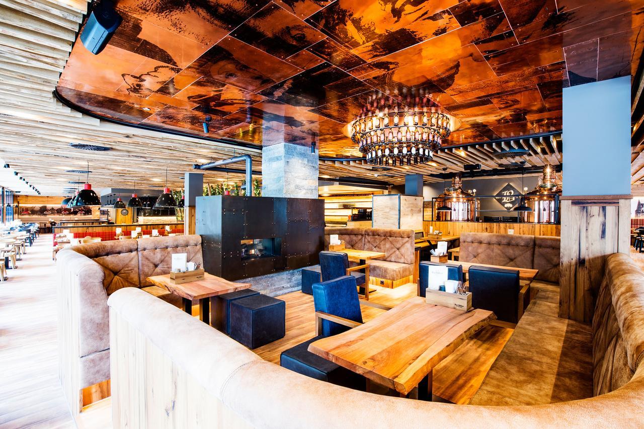 Riku Hotel Ulm Bagian luar foto