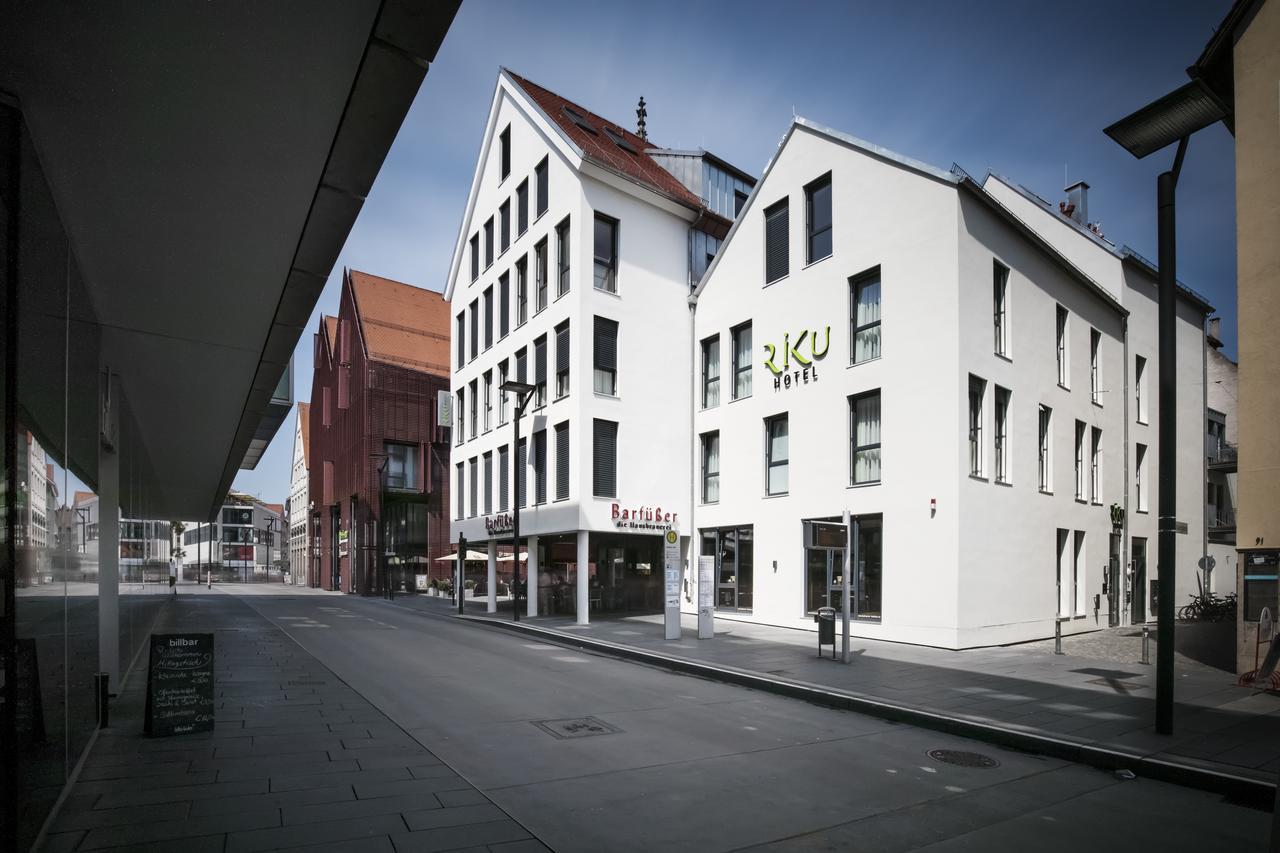 Riku Hotel Ulm Bagian luar foto