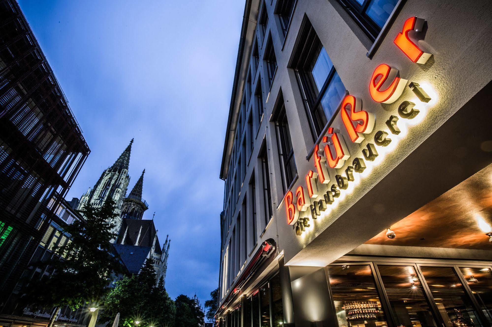 Riku Hotel Ulm Bagian luar foto